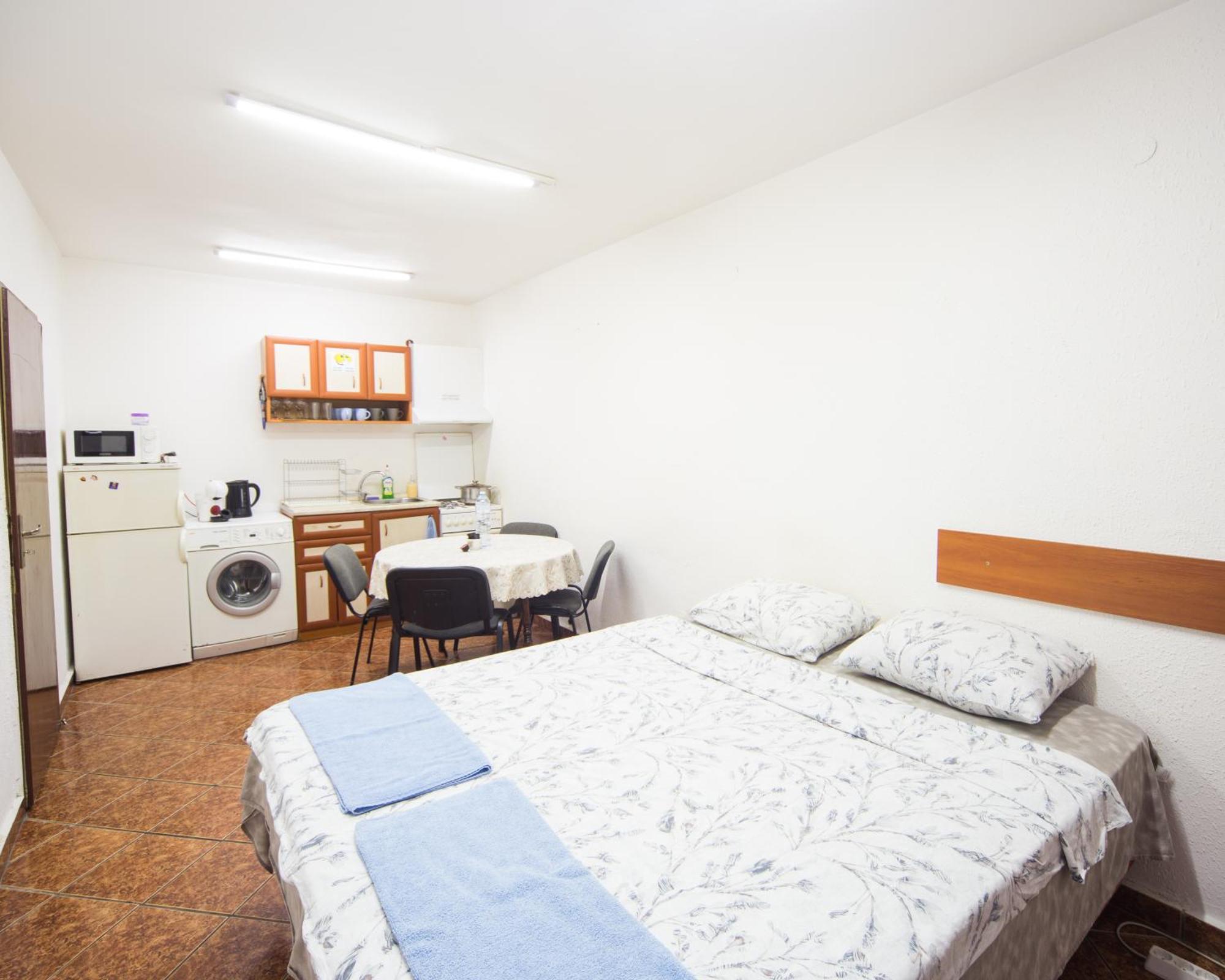Center - Basic Flat - 10 Min To The Beach Apartman Burgasz Kültér fotó